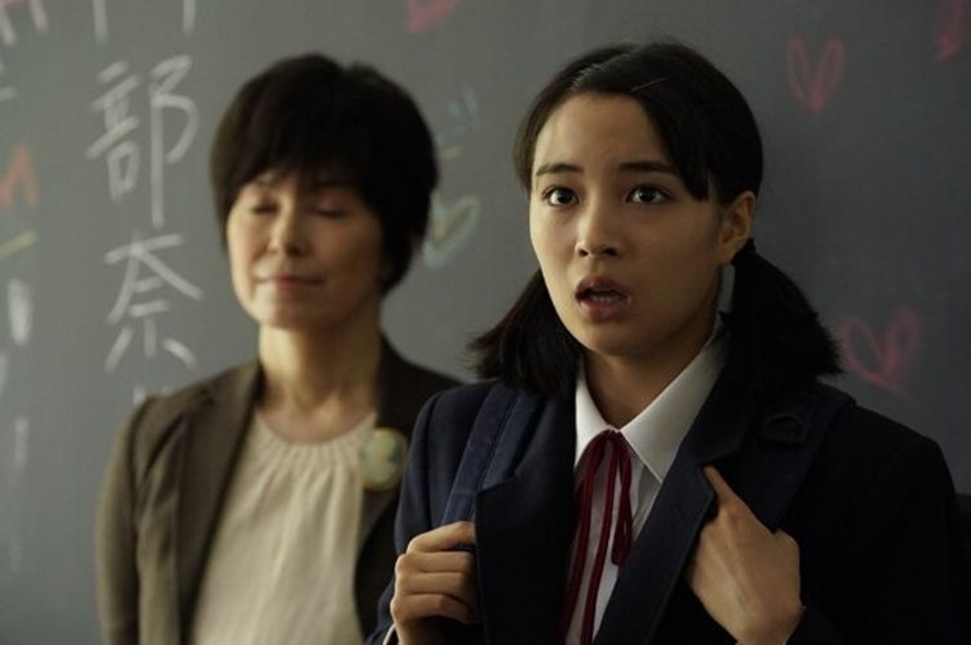 穿校服好看的日本女星 (日本最适合穿校服的女星走路霸气)