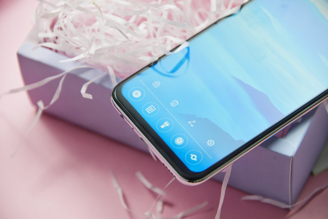 2000万柔光自拍照亮你的美,5000左右自拍美颜