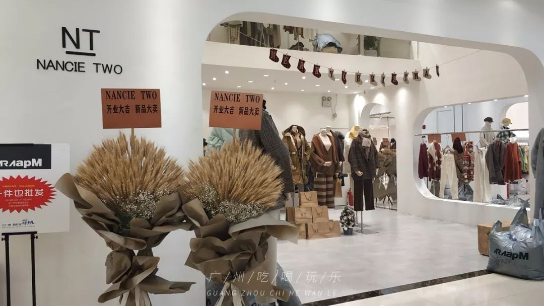 韩国东大门服装批发有几个大楼,广州韩国东大门服装批发拿货