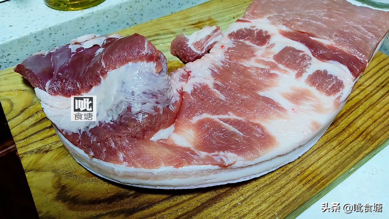 花2000块买的脆皮五花肉教程,30斤五花肉做红烧肉配方比例详解
