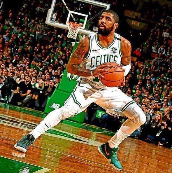 库里汤神vs小卡乔治,汤神生涯十佳球