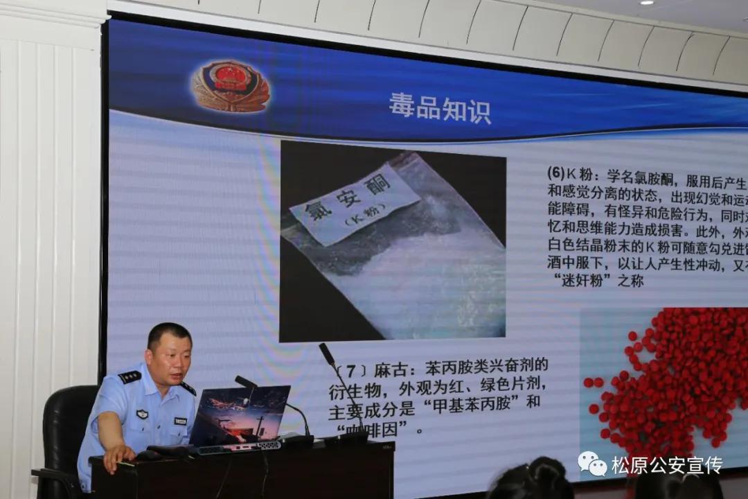 为民沥胆彰无畏许国披肝显忠诚