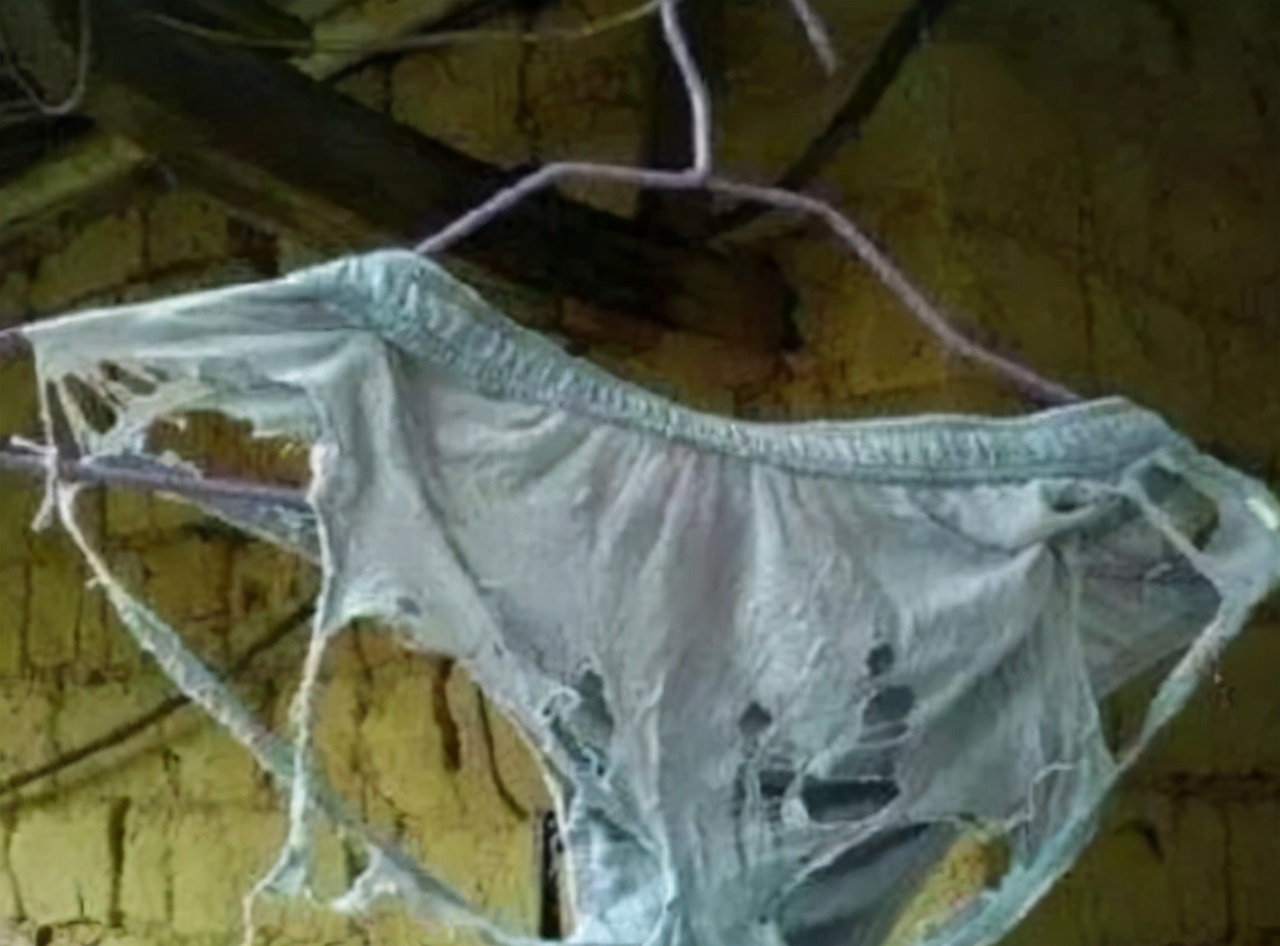 内裤泛黄的原因,裤洗后总是发黄发硬