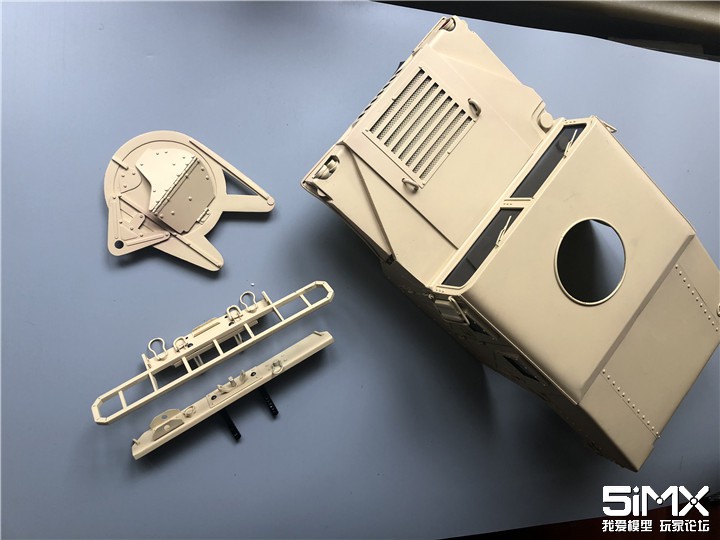 送给我的90046的十一礼物1/10防弹悍马-不服来撞！