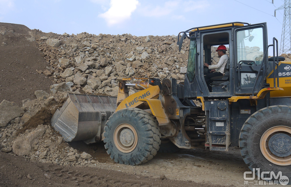 广康＆柳工装载机“省油挑战赛”获奖得主心声：刚猛、省油兼得