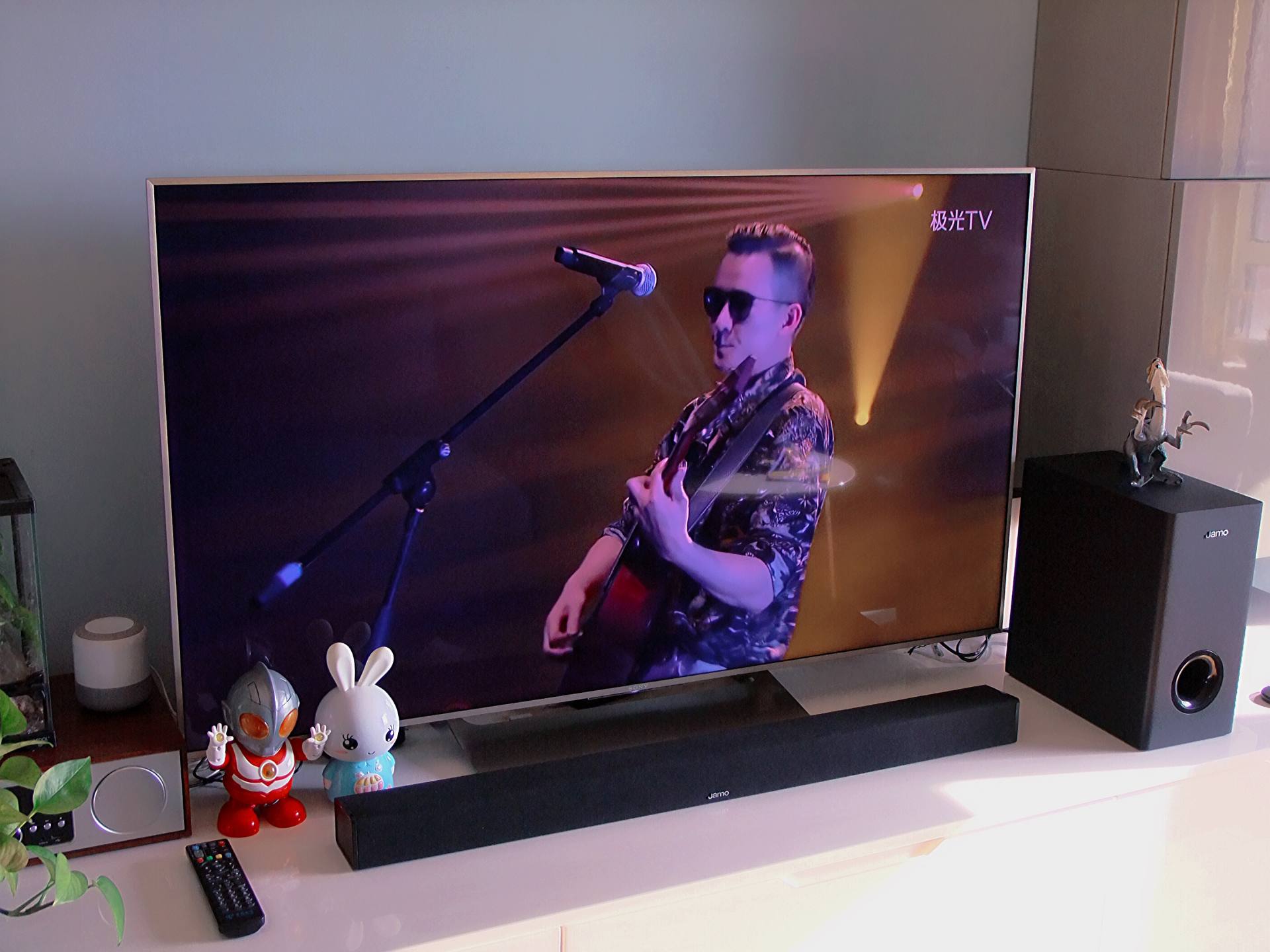 电视音效差怎么办,电视回音壁音响JBL