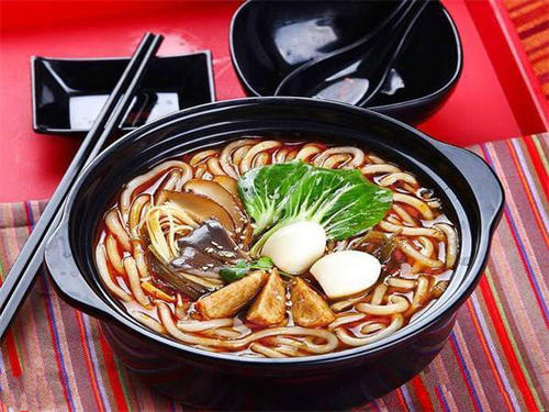 土豆粉特色小吃,土豆粉速食推荐特辣