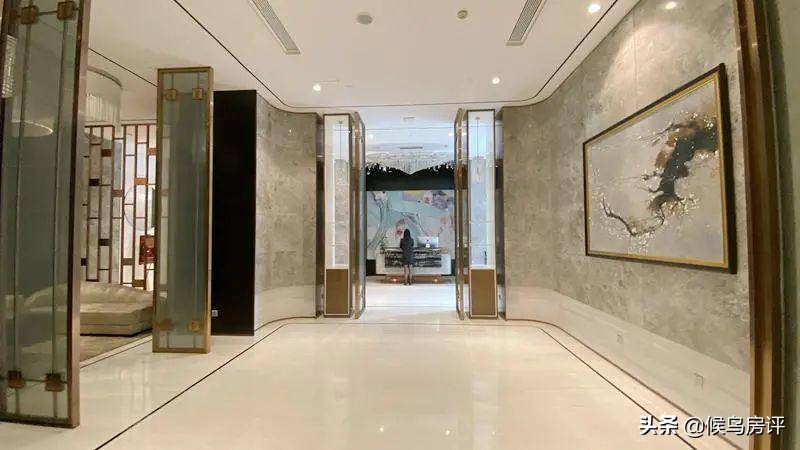 1000万可以买到什么豪车,1000万可以买到怎样的别墅