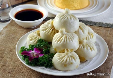 泡打粉和酵母粉和小苏打区别,泡打粉和酵母哪个会有碱味