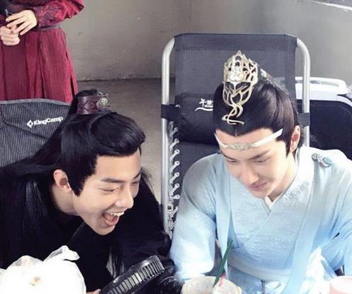 陈情令肖战被打动图,陈情令肖战高光镜头