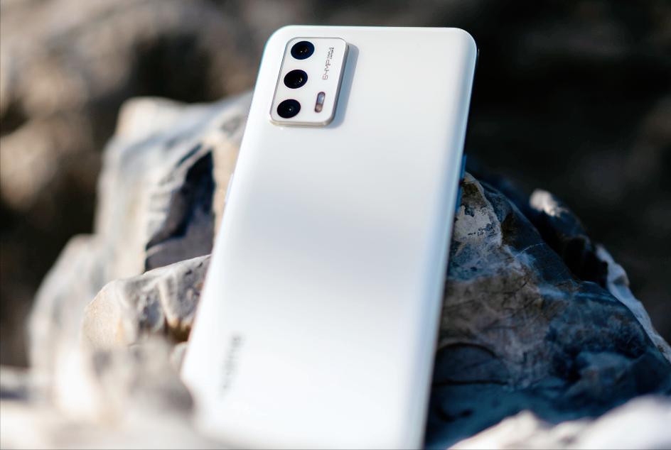 了解一下公认好用的四款手机吧,强烈推荐3款不同价位的手机