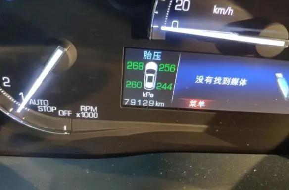 17万买辆二手凯迪拉克XT5，16年上牌8万公里，前车主刚换过四条胎