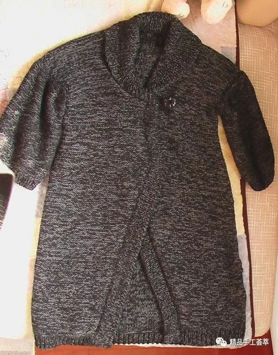 仿一件杂志上大牌外套款式,有编织思路说明