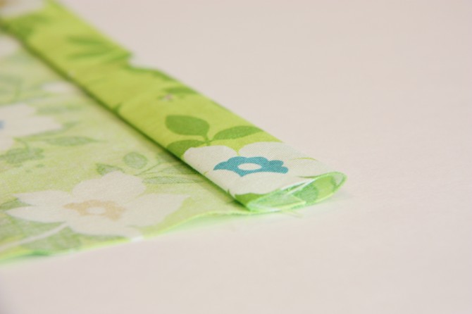 百褶裙有点大了解决小技巧,一条白色百褶裙有多好穿