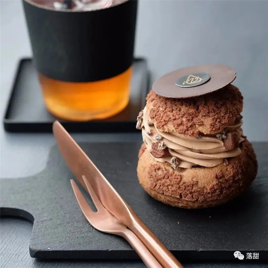 杂谈|你会不会在乎:盘子和甜品配不配?