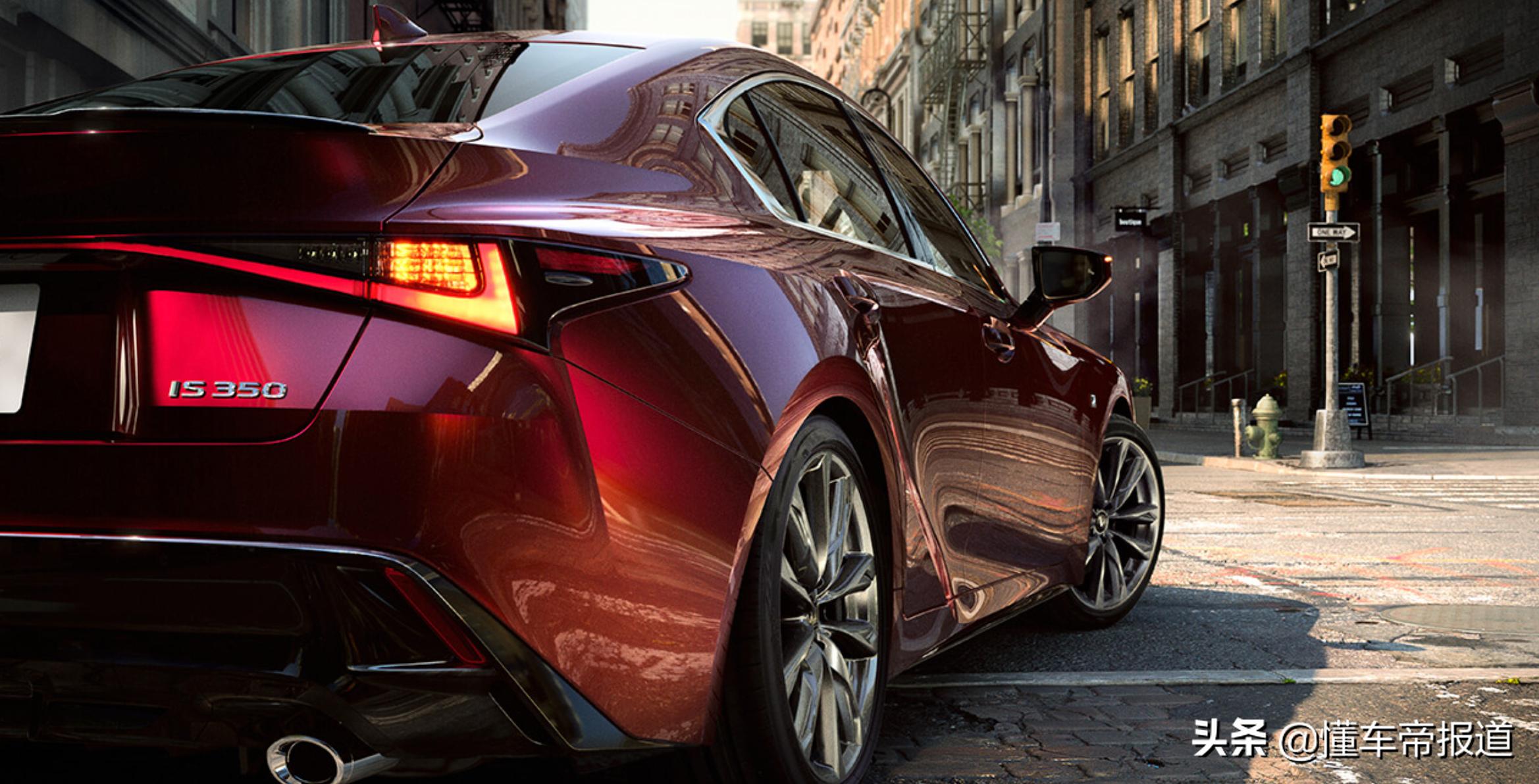 新款雷克萨斯is对比宝马三系,全新外观更好看的车