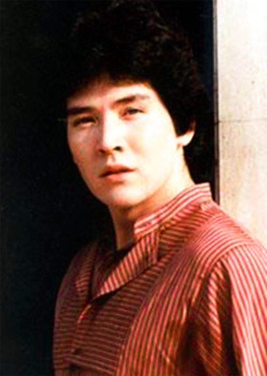 57岁费翔和母亲照片图文,费翔梦里的照片