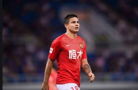 艾克森回应卡纳瓦罗,艾克森回应国足