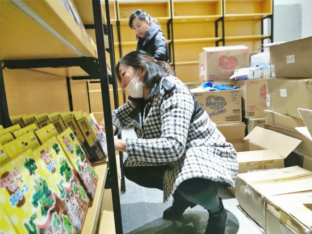 义乌商品展示,义乌商贸城小百货视频