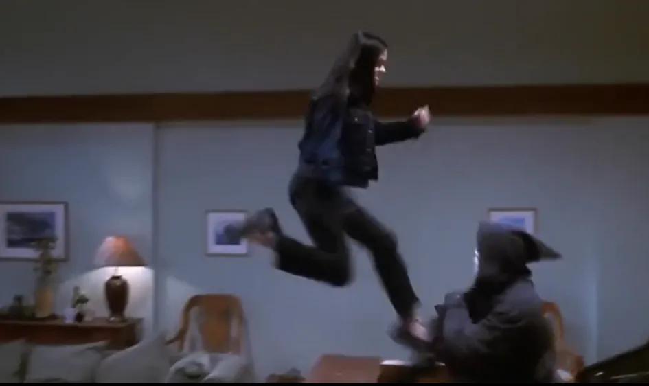 幽默解说恐怖片惊声尖笑,与惊声尖笑相似的搞笑恐怖片