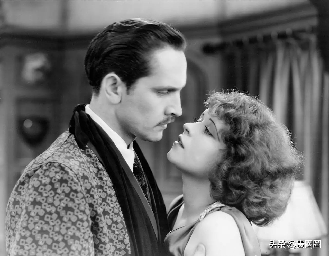 出身贫民的好莱坞女星，母亲半夜持刀要杀她，终身饱受精神摧残