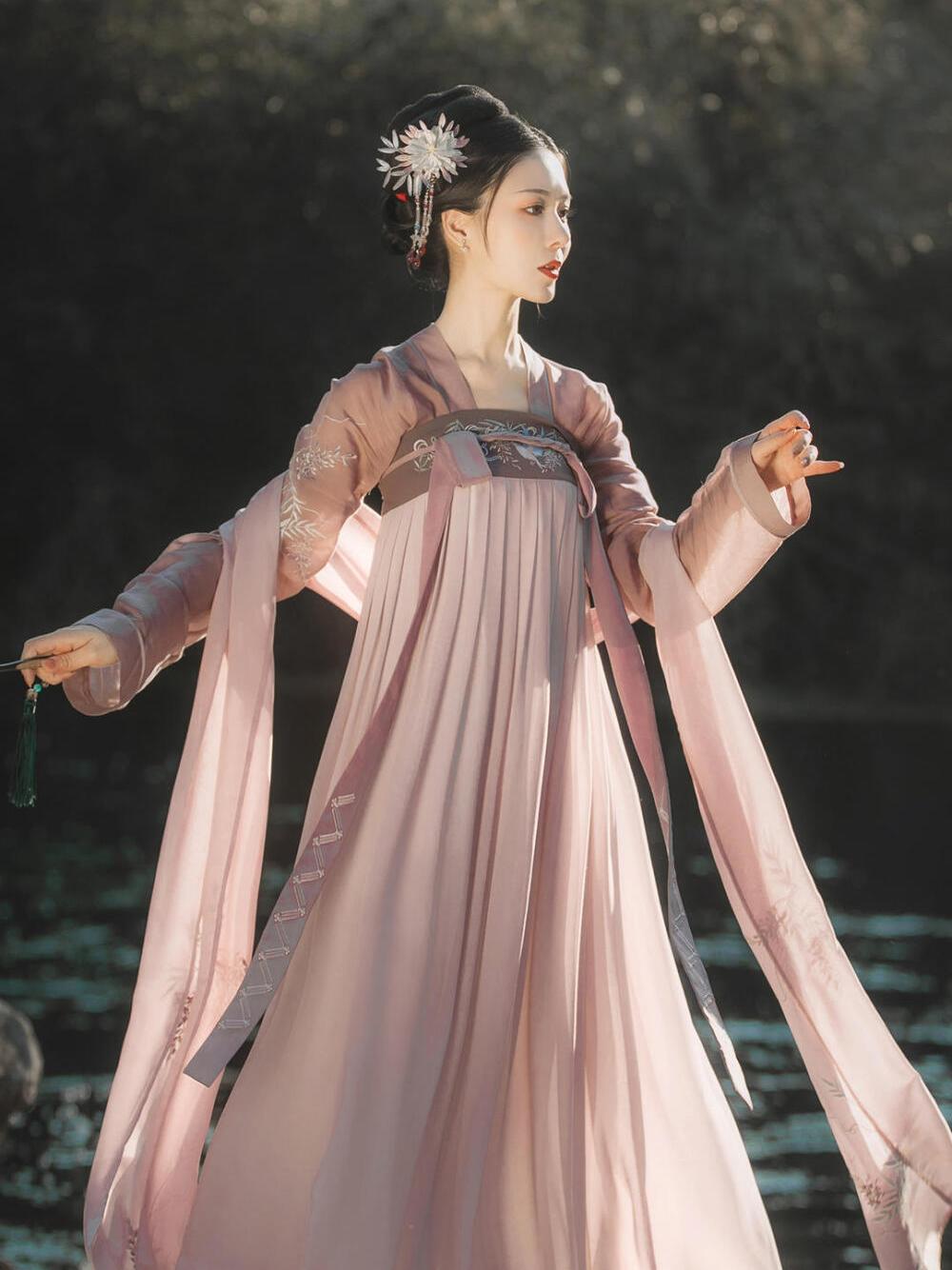 汉服襦裙有哪些类别,汉服和襦裙有什么区别