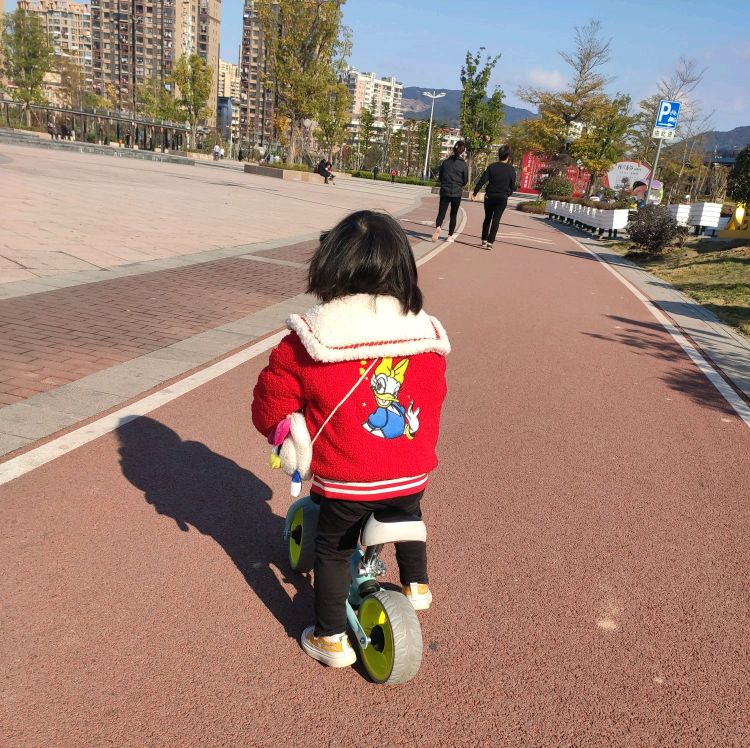 小孩的护理必备知识,孩子的日常防护注意哪些