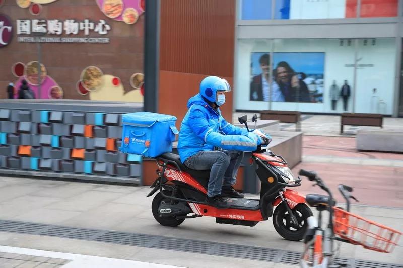 街拍20图：战“疫”中的宁波