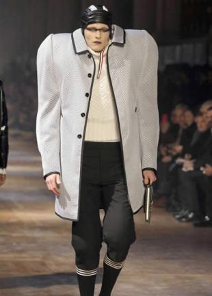 会动的珠宝:当珠宝超脱现实,你会看到怎样玄幻的世界?