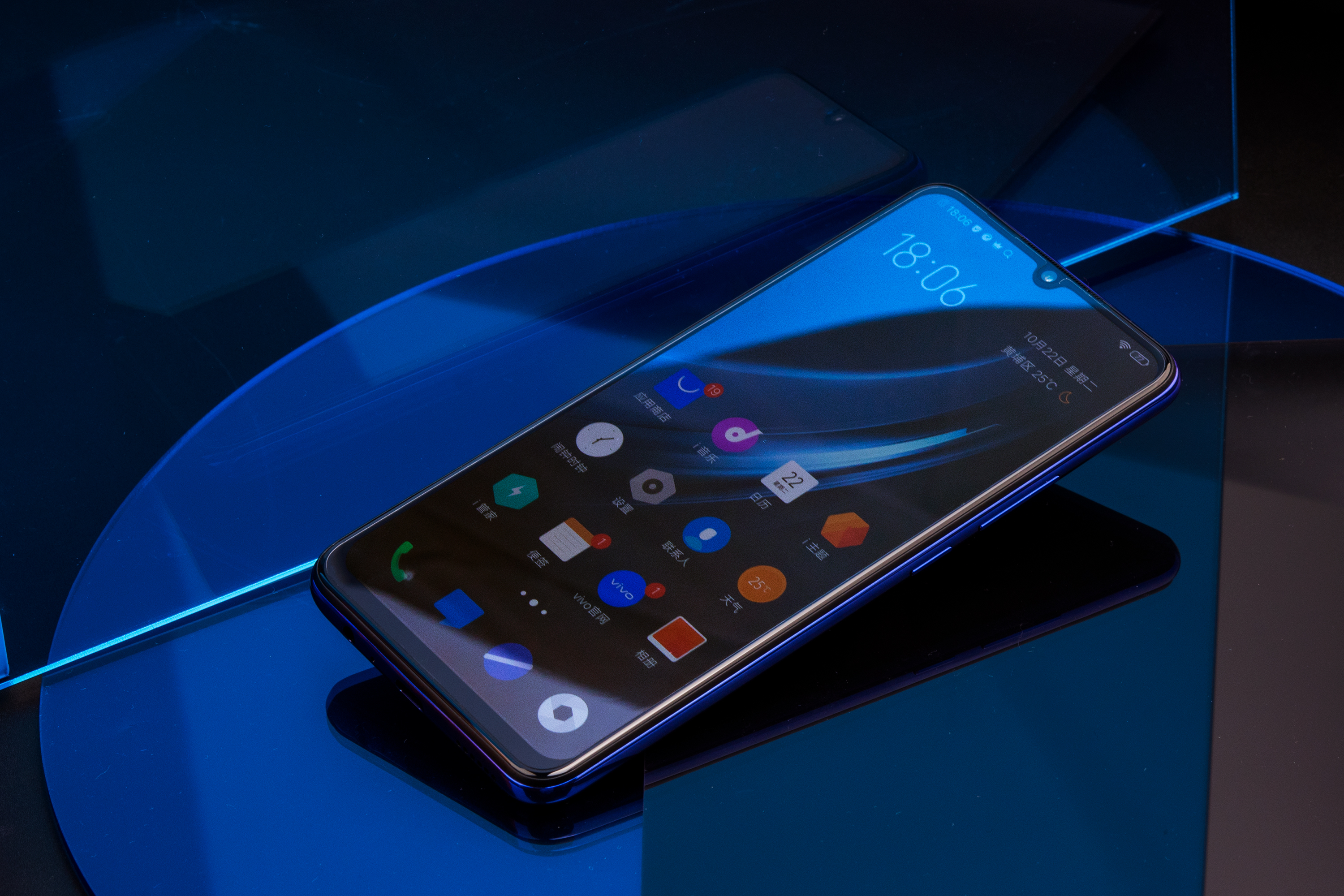 iqooneo855版价格,iqooneo855版原装屏多少钱