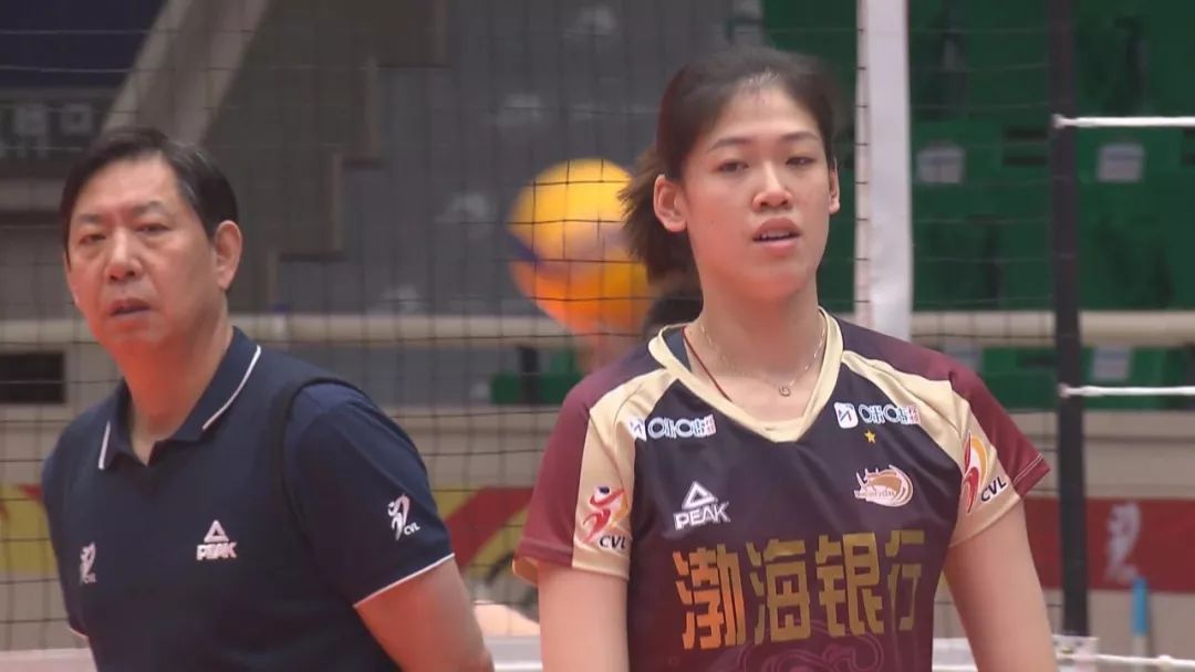 天津冠军领跑,冠军天津投掷