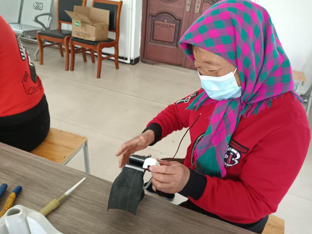 办实事致富,搭建农村富余劳动力转移就业平台