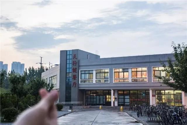 西安最豪华的大学图书馆,最豪华食堂大学