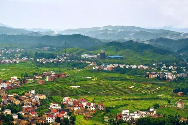 江西省有个莲花县,江西莲花县莲花镇