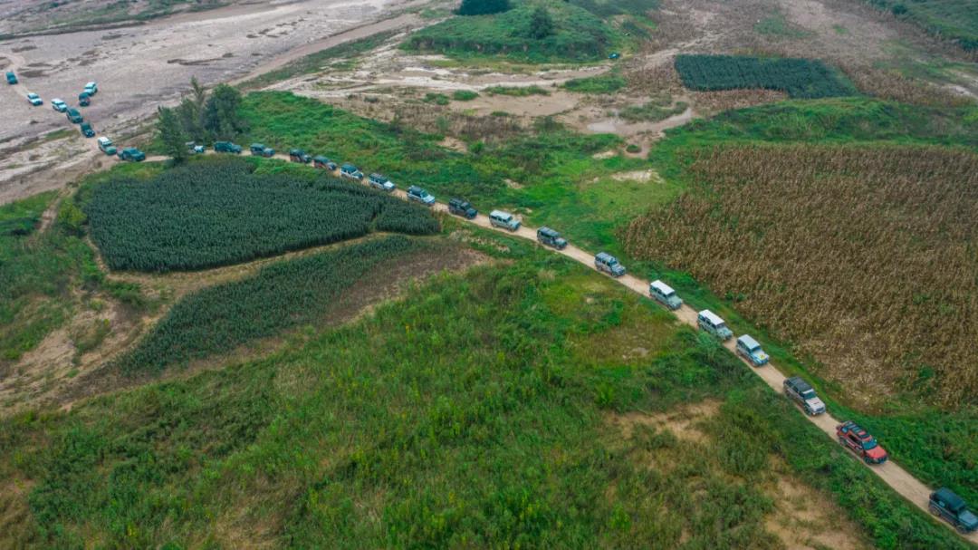 新款卫士的真实越野能力,卫士是不是硬派越野车