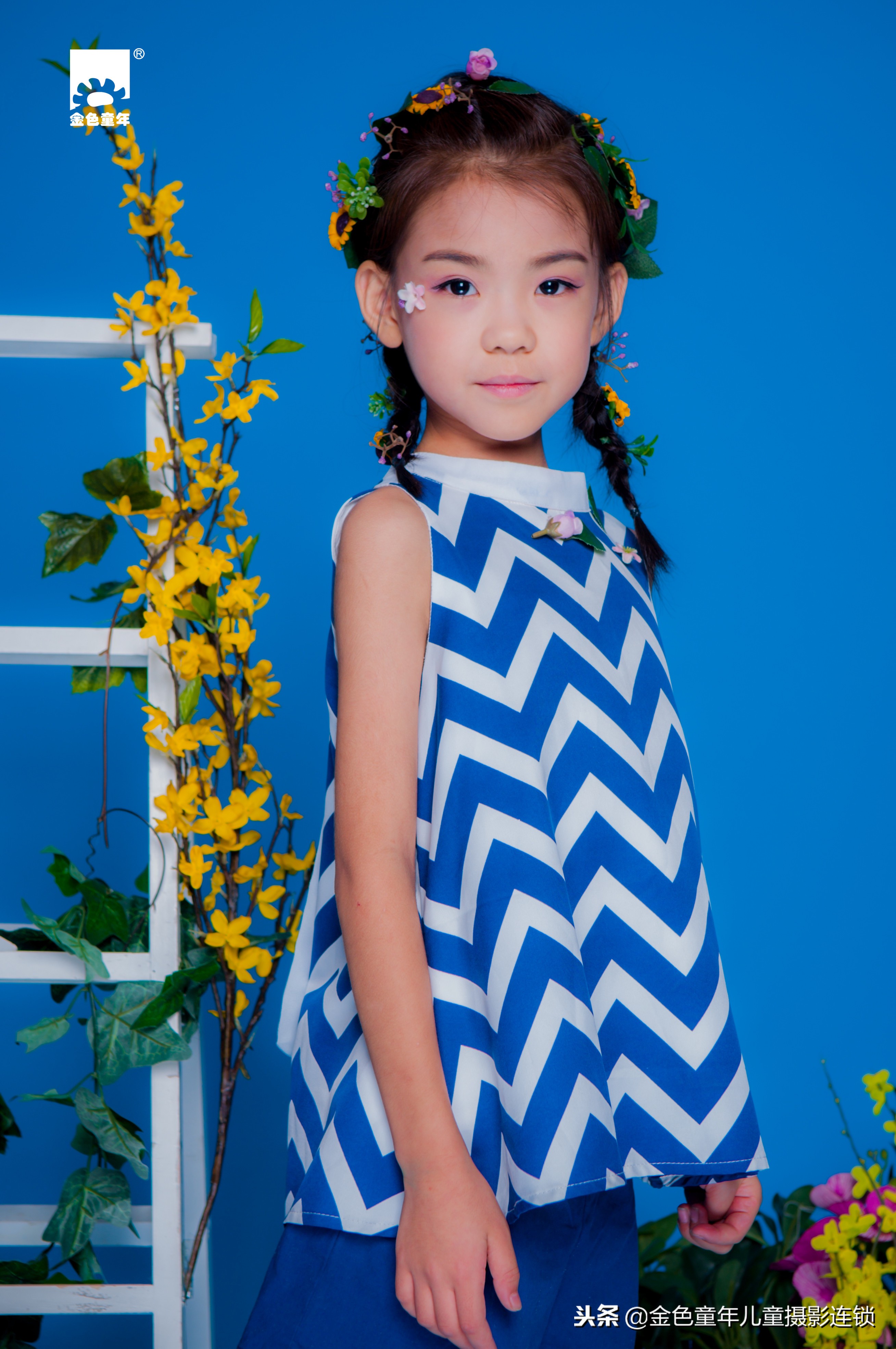 金色童年儿童摄影,金色童年童装加盟店加盟费多少钱