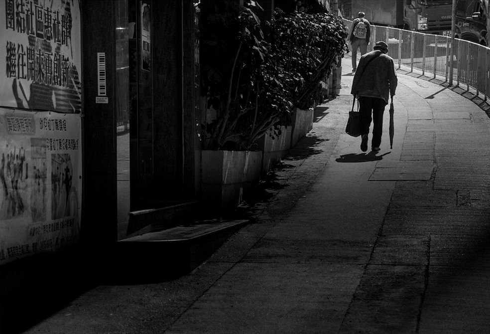 你以为的孝可能是愚孝：不是父母易受骗，而是你从不心疼他们的痛