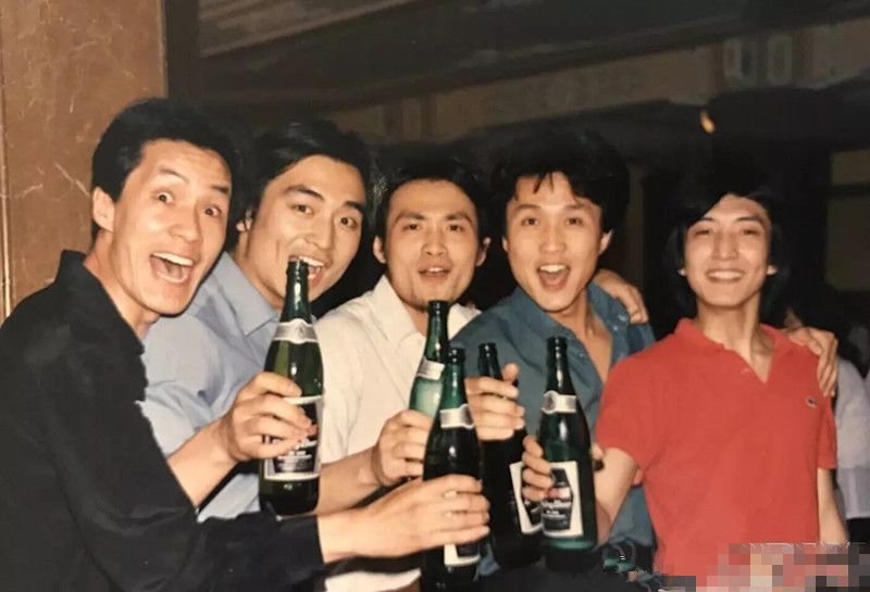 痴情的吴刚照片,吴刚宠妻甜蜜百分百完整版