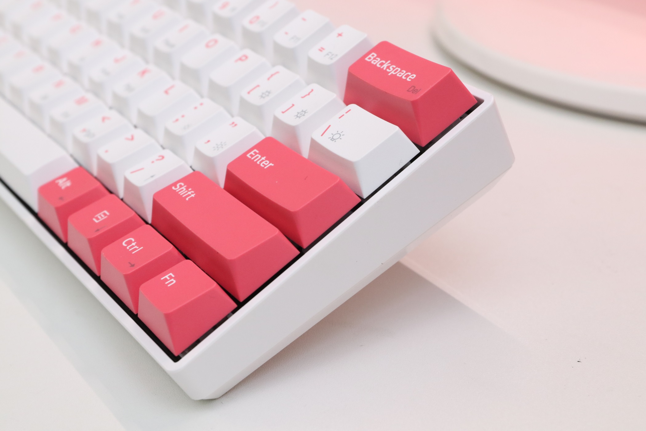 性价比超高的超薄无线键盘,性价比热插拔机械键盘推荐