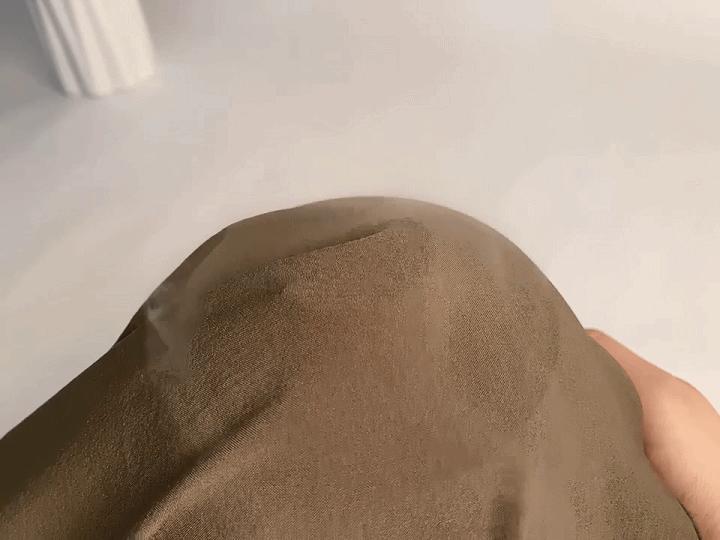 白色修身显瘦冬季裤子穿搭,冬季又显瘦又百搭的女士裤子