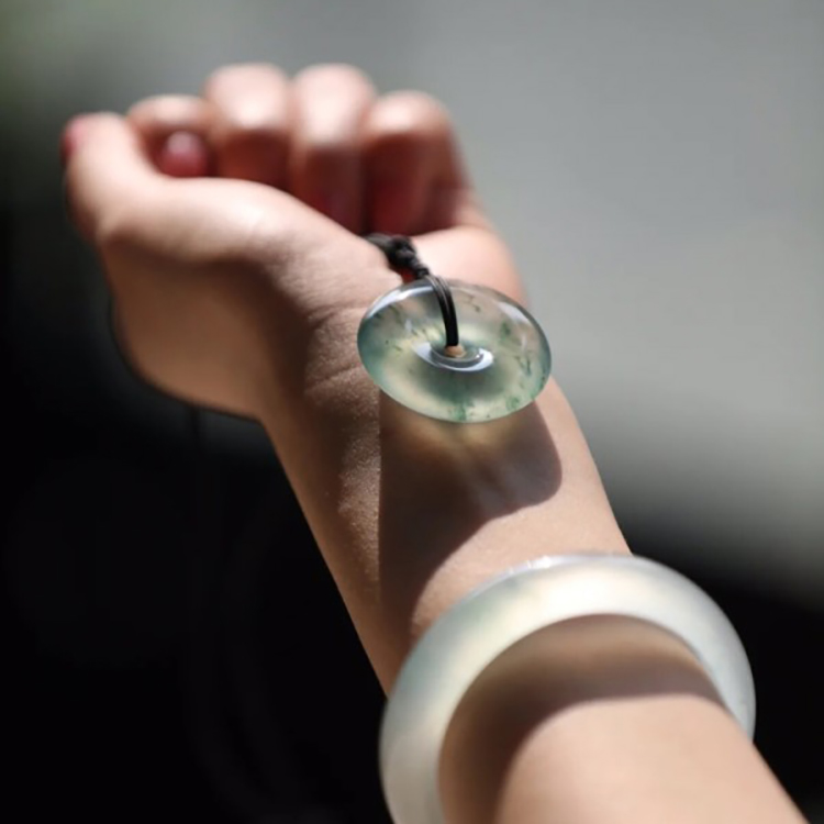 翡翠陷入哪些误区,翡翠有什么不为人知的内幕