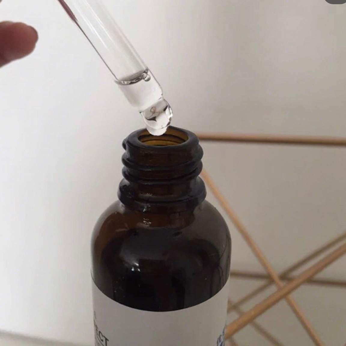 真正好用的国货之光适合混干皮,国货之光抗皱精华推荐