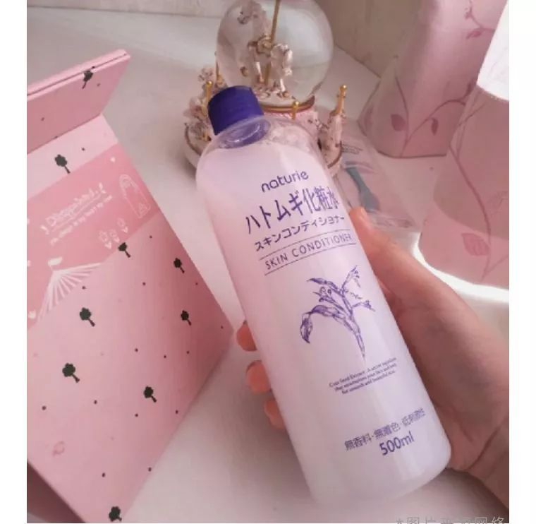 夏天美白护肤品推荐贫民窟,300搞定全套护肤品贫民窟女孩必入