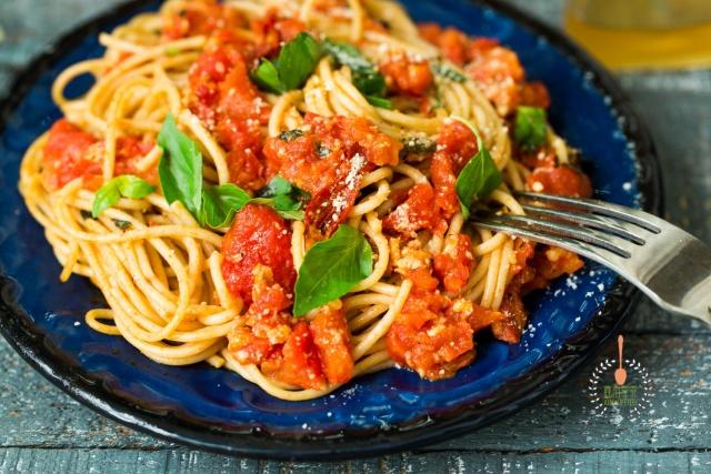 外面卖很贵在家做就很便宜的美食,外面卖十几元自己在家做