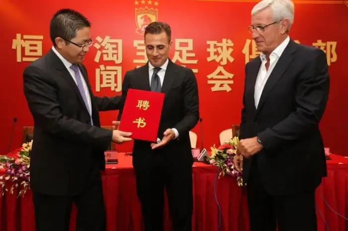 如今球迷对广州恒大的感想,感谢广州恒大带给球迷欢乐