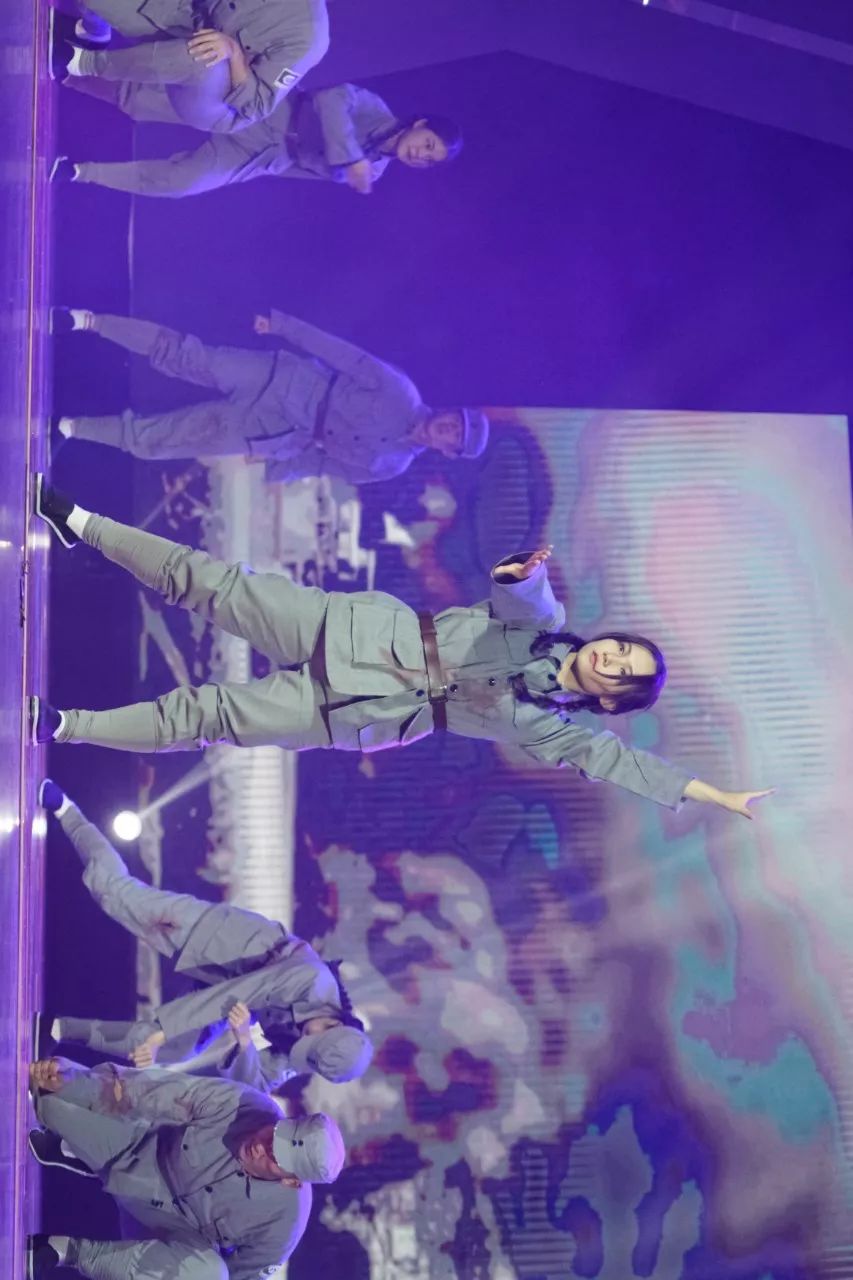 峰岚照片,峰岚的日常生活