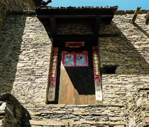 四川一个千年历史的古村落,藏于在四川深山中的古寨