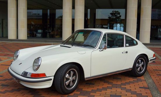 保时捷911跑车回头率,保时捷帕拉梅拉和911回头率