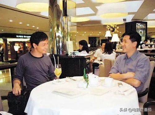 张国荣这一生，不长，刚好够我们“记念”一辈子