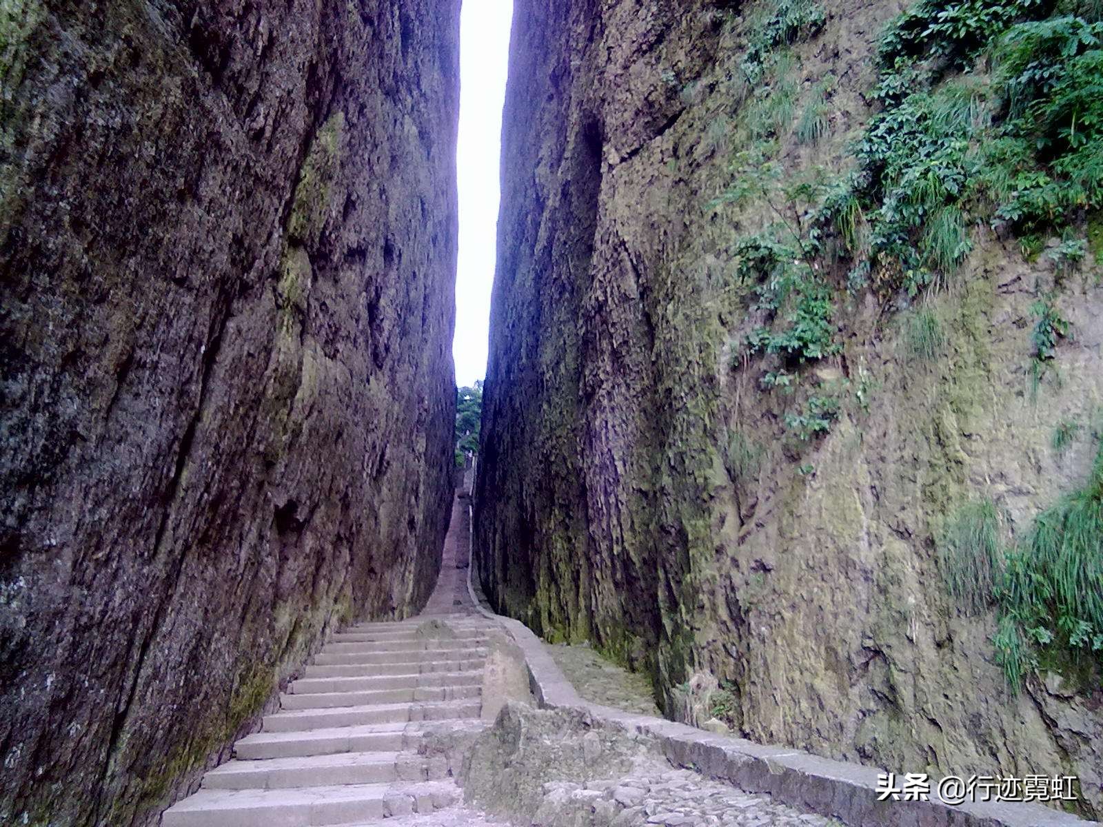 黄山为什么会被称为天下第一奇山,黄山的壮丽景色令人叹为观止